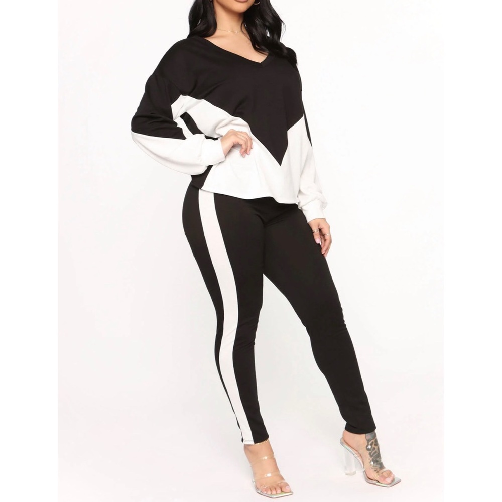 ⚫️⚪️FN Outfit